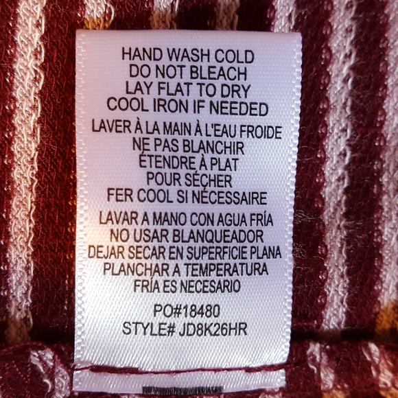 Hiatus Striped Romper With Kangaroo Pocket - Picture 7 of 7